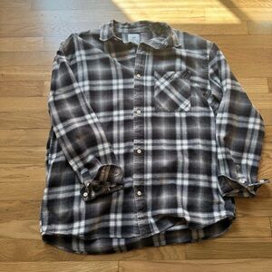 H&M Black and White Plaid Casual Button Down Shirt